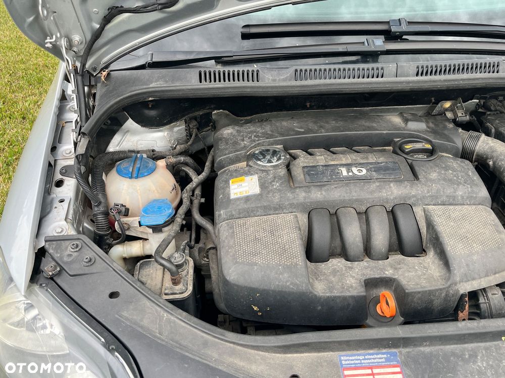 Volkswagen Golf Plus 1.6 Goal - 22