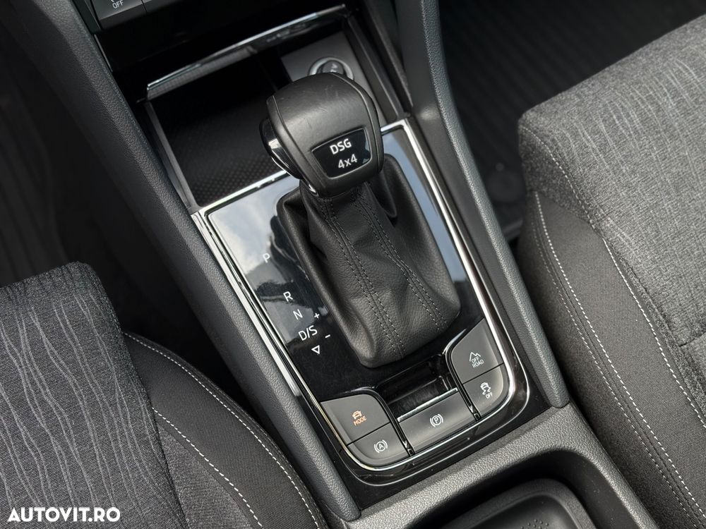 Skoda Karoq 2.0 TDI SCR 4x4 DSG Style - 24