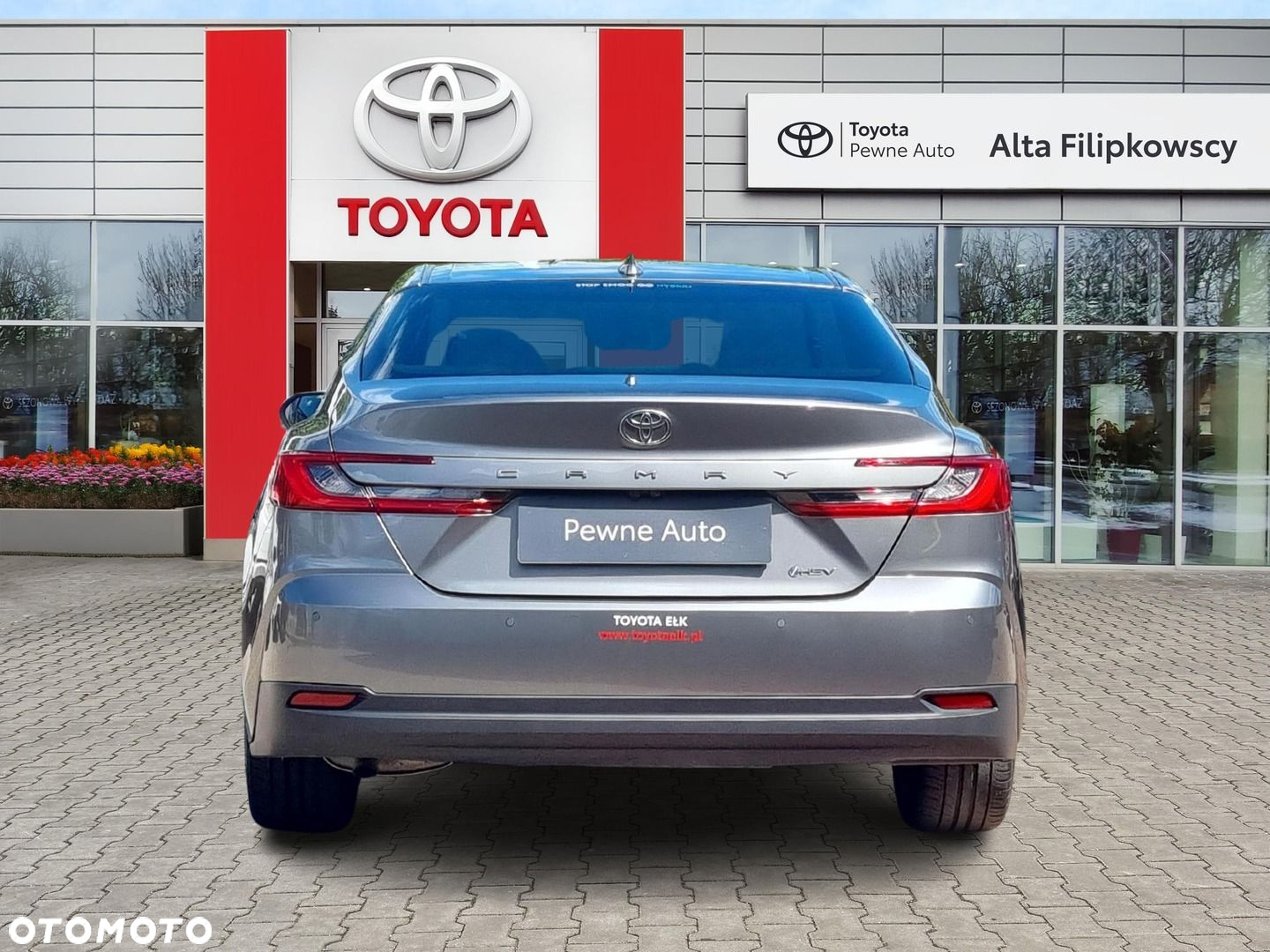 Toyota Camry - 9