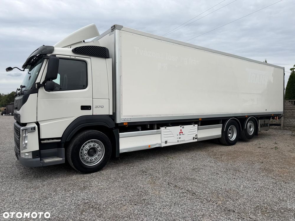Volvo FM 370 / 6x2 / Chłodnia / Winda / - 3