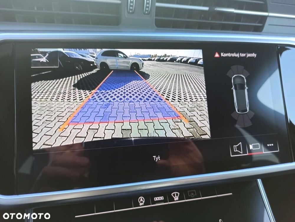 Audi A6 Avant - 17