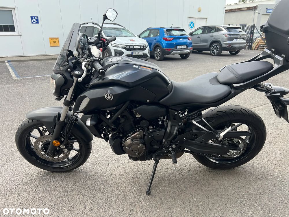 Yamaha MT - 8