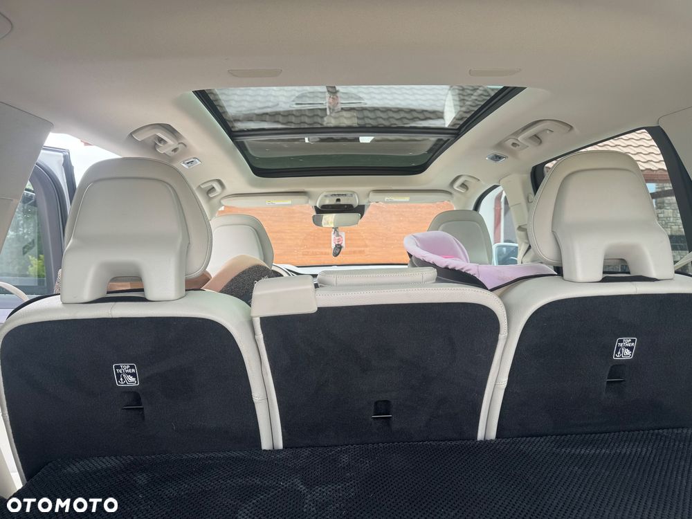 Volvo XC 90 - 4