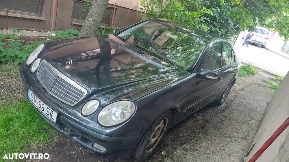 Mercedes-Benz E 320 4-Matic Aut Classic - 1