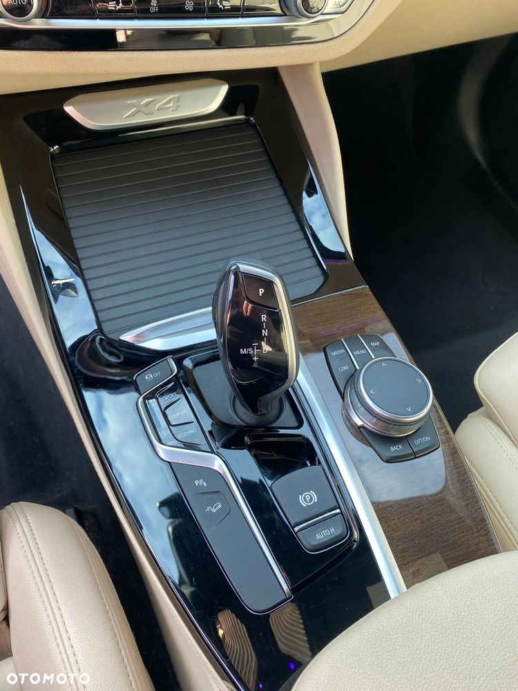 BMW X4 xDrive30i xLine - 15