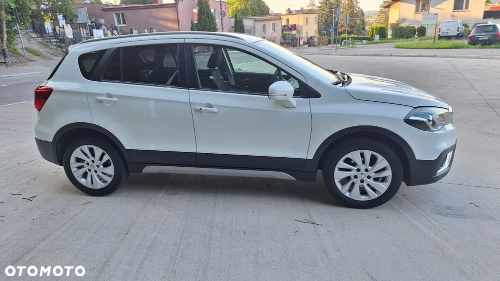 Suzuki SX4 - 10