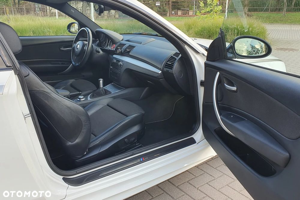 BMW Seria 1 123d - 17