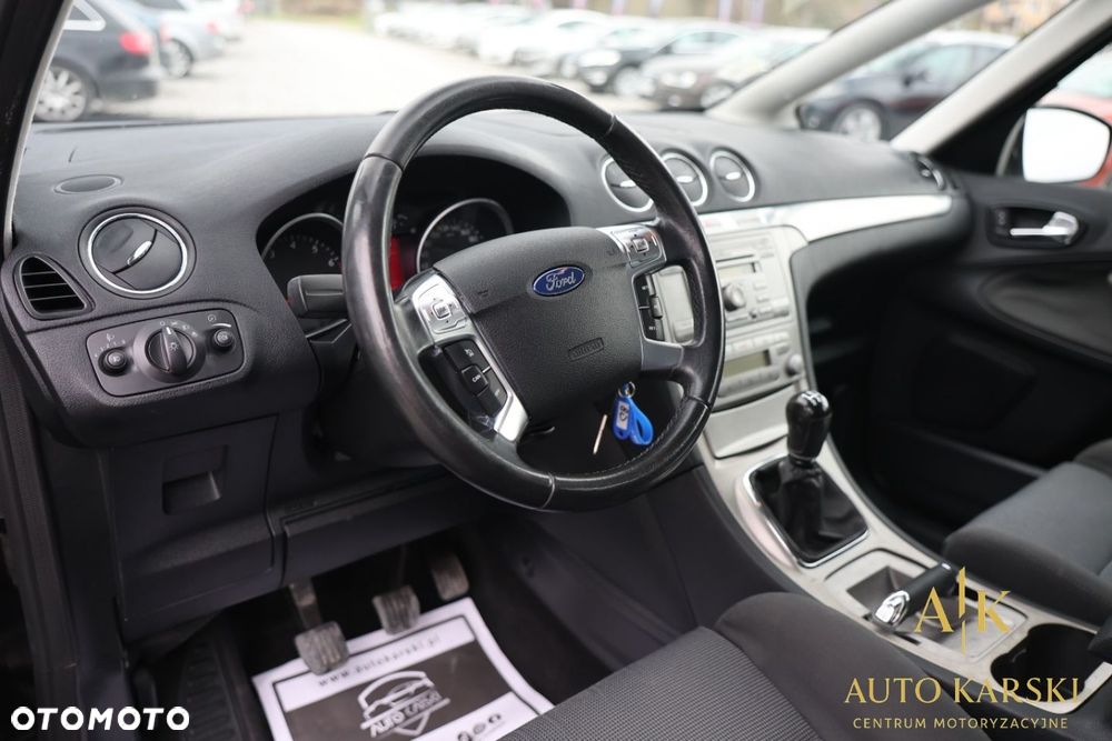 Ford S-Max - 18