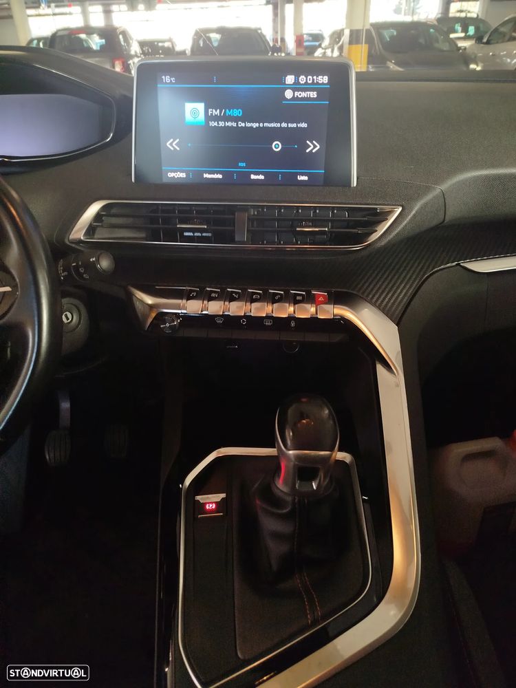 Peugeot 3008 1.5 BlueHDi Active - 11