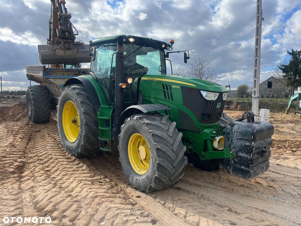 John Deere 6210r - 8