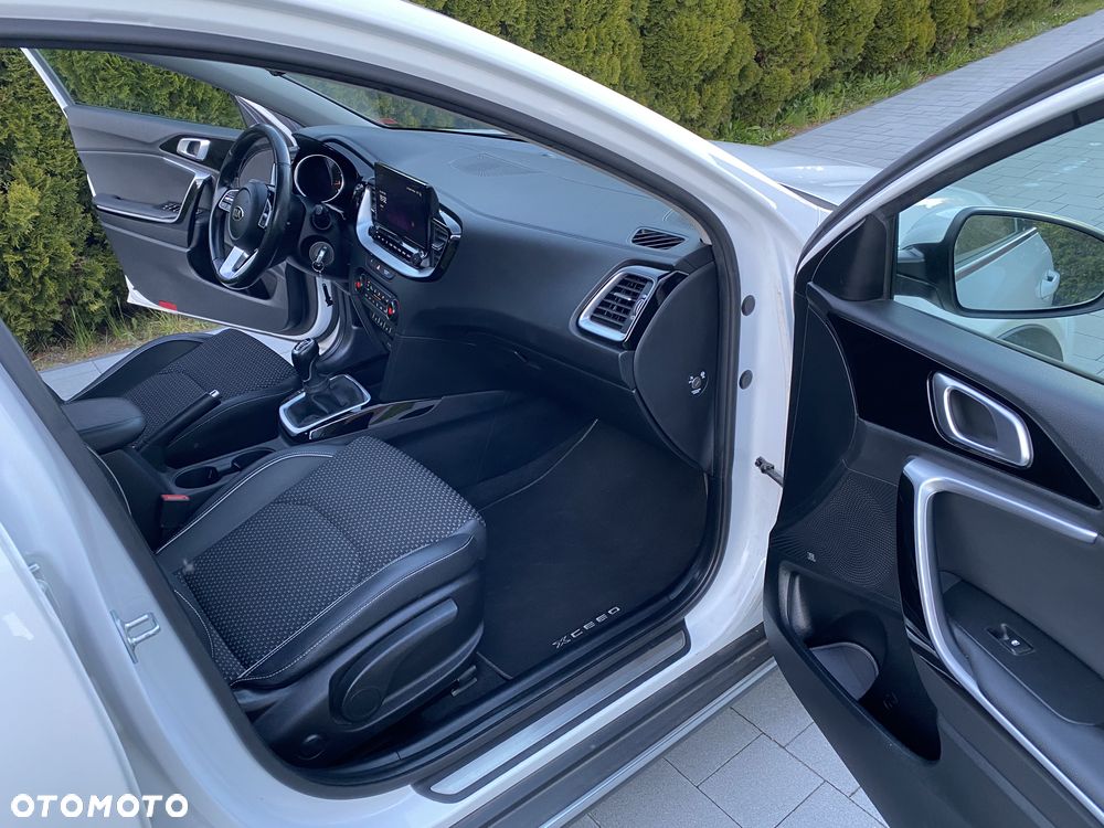 Kia XCeed 1.4 T-GDI L Business Line - 3