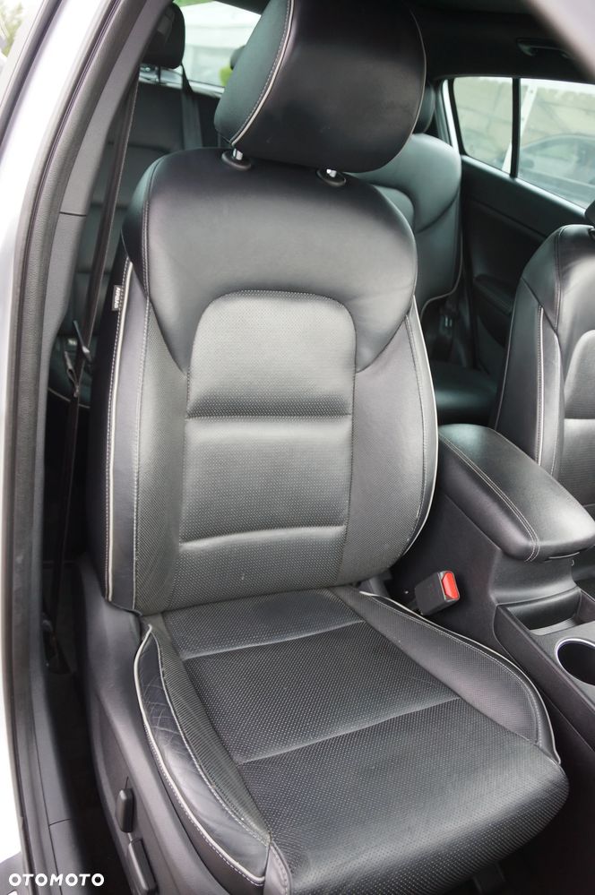 Kia Sportage 2,0 CRDI AWD GT Line - 31