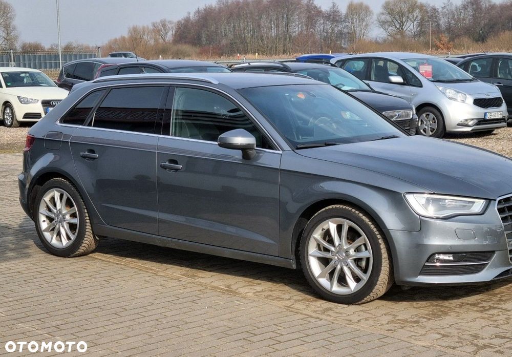 Audi A3 Sportback - 12