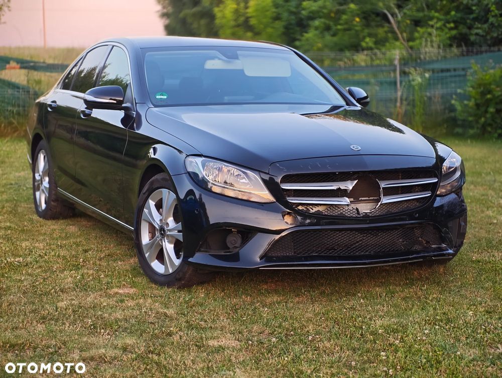 Mercedes-Benz Klasa C 180 7G-TRONIC Avantgarde - 33