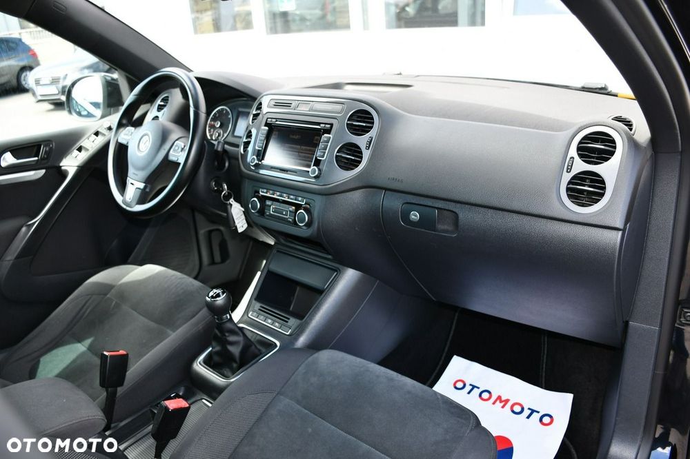 Volkswagen Tiguan - 25