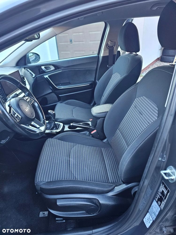 Kia Ceed 1.5 T-GDI OPF Nightline Edition - 11