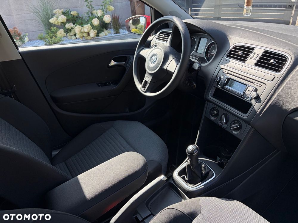 Volkswagen Polo 1.4 16V Comfortline - 16