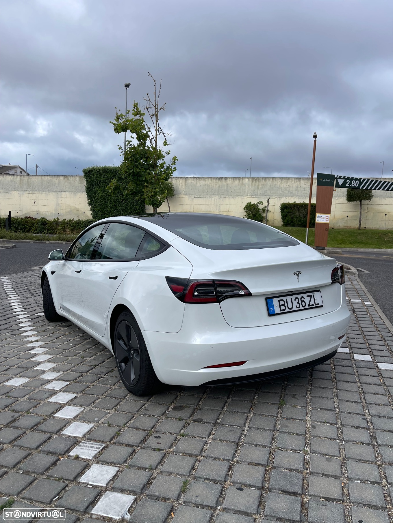 Tesla Model 3 Standard Range Plus RWD - 6
