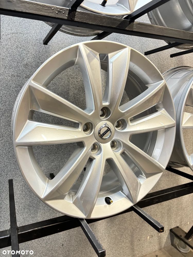 4 Felgi Alu. Volvo S60, V60, V70, 17", 31471309, K3 B400CC - 22