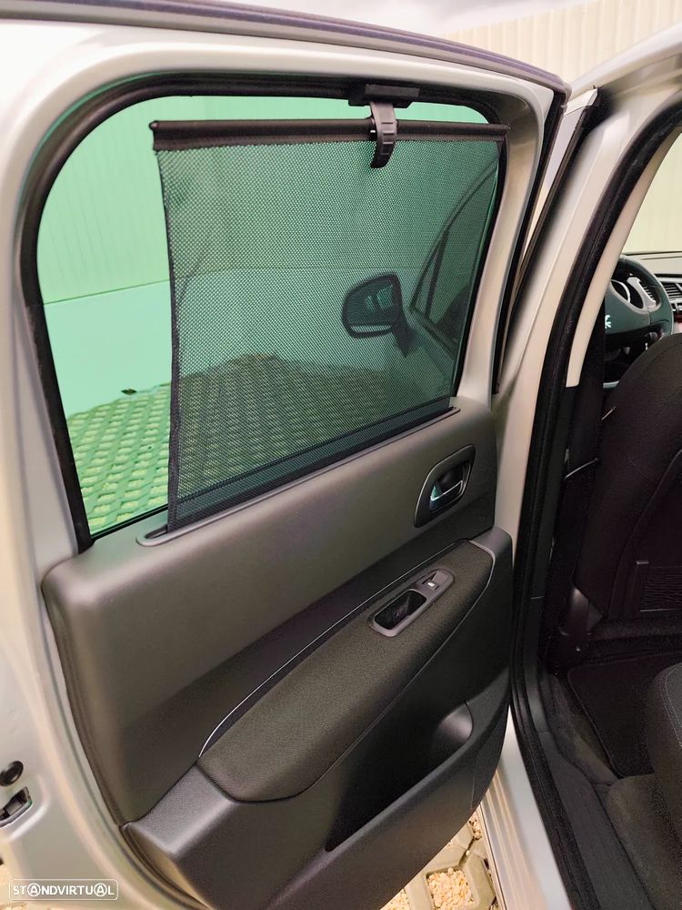 Peugeot 3008 1.6 HDi Executive - 9