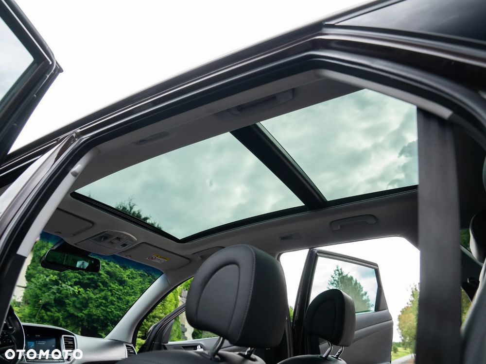 Hyundai Tucson 2.0 CRDI Premium 4WD - 29