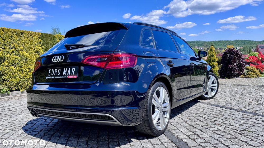 Audi A3 Sportback 1.6 TDI DPF S tronic S line Sportpaket - 18