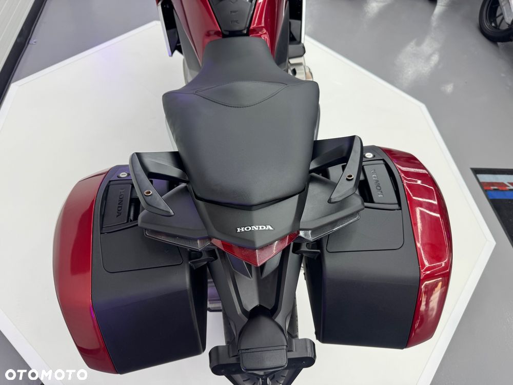 Honda VFR - 20