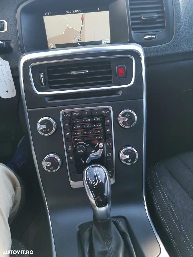 Volvo S60 D3 Geartronic Kinetic - 10