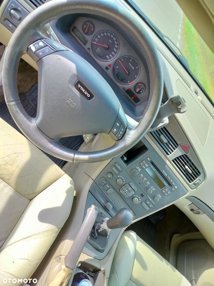 Volvo S60 2.4 D5 - 7
