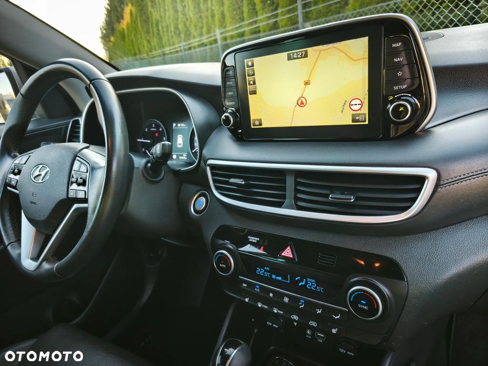 Hyundai Tucson blue 1.6 CRDi 2WD DCT Premium - 24