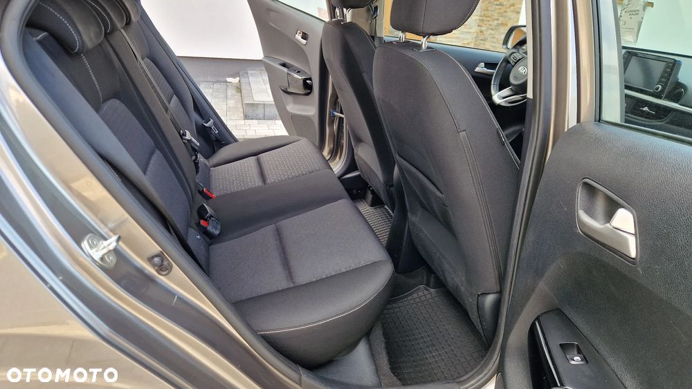 Kia Picanto 1.0 L - 31