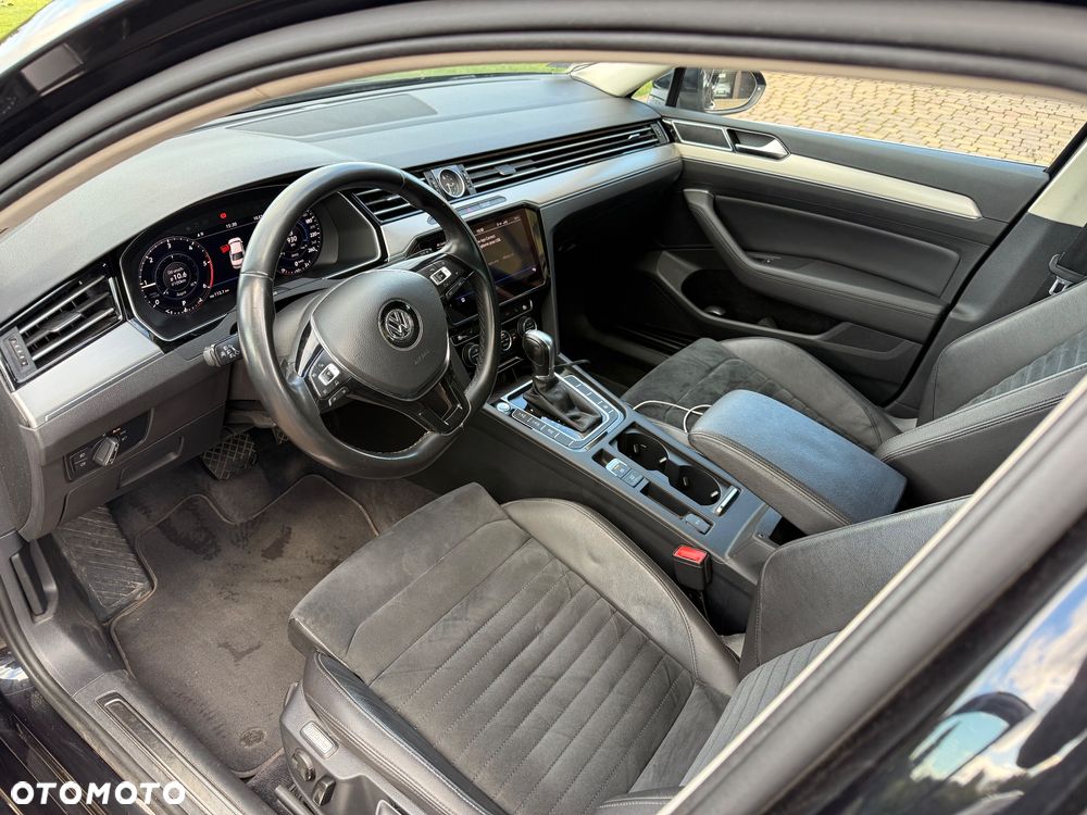 Volkswagen Passat 2.0 TDI Bi-Turbo BMT 4Mot Highline DSG - 8