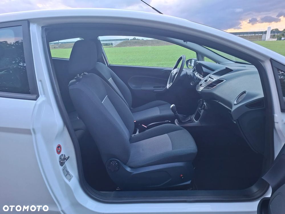 Ford Fiesta 1.25 Trend - 9