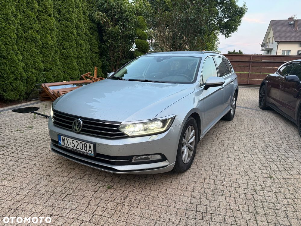 Volkswagen Passat 2.0 TDI SCR DSG Comfortline - 8