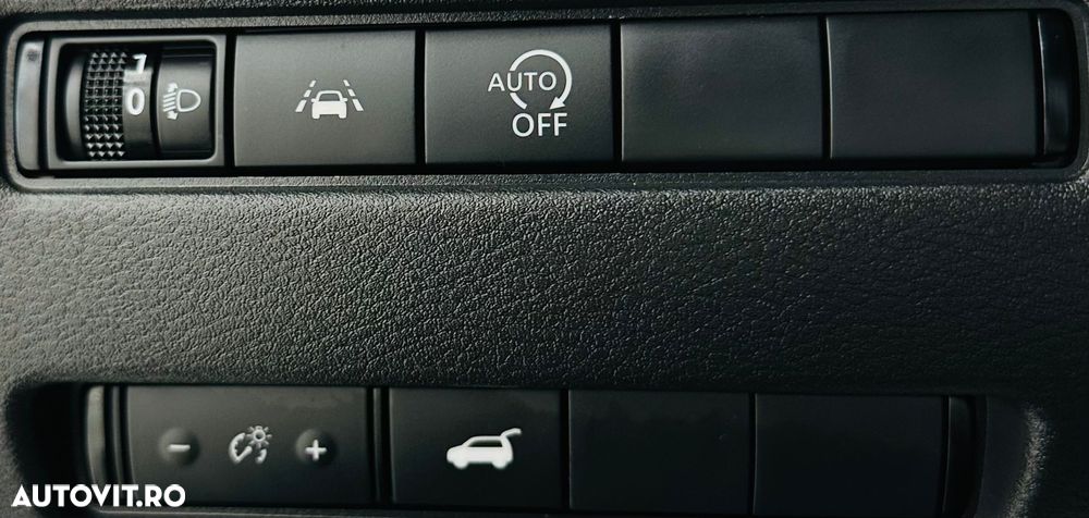 Nissan Qashqai 1.3 DIG-T MHEV Tekna - 12