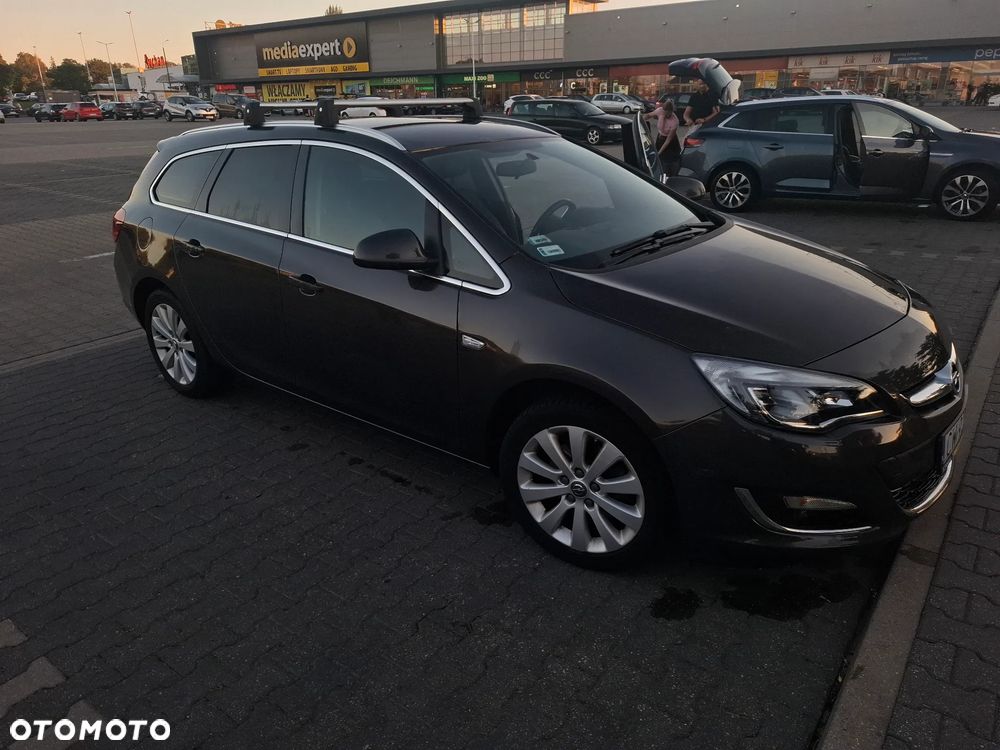 Opel Astra 1.7 CDTI Cosmo - 1