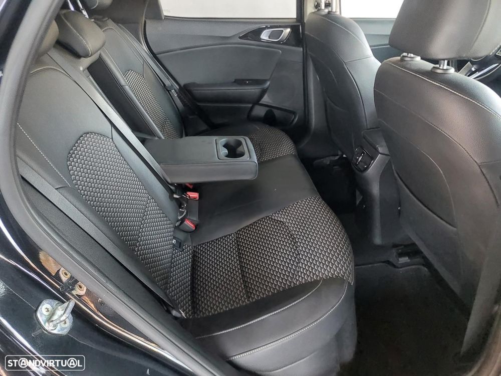 Kia XCeed 1.6 GDi PHEV Drive - 39