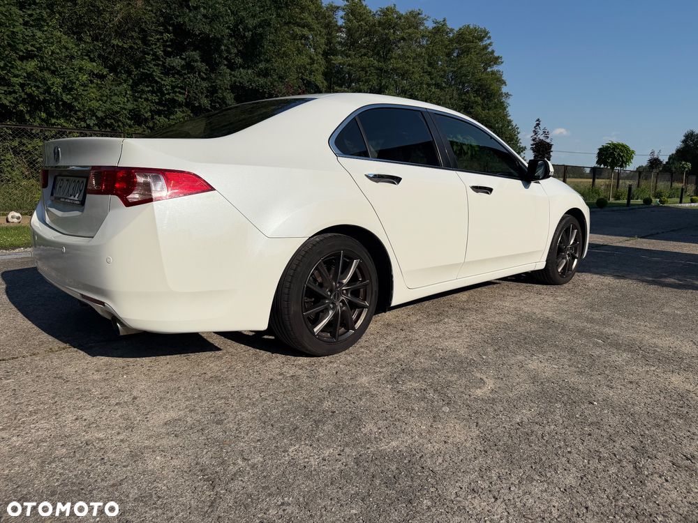 Honda Accord 2.0 Elegance - 21