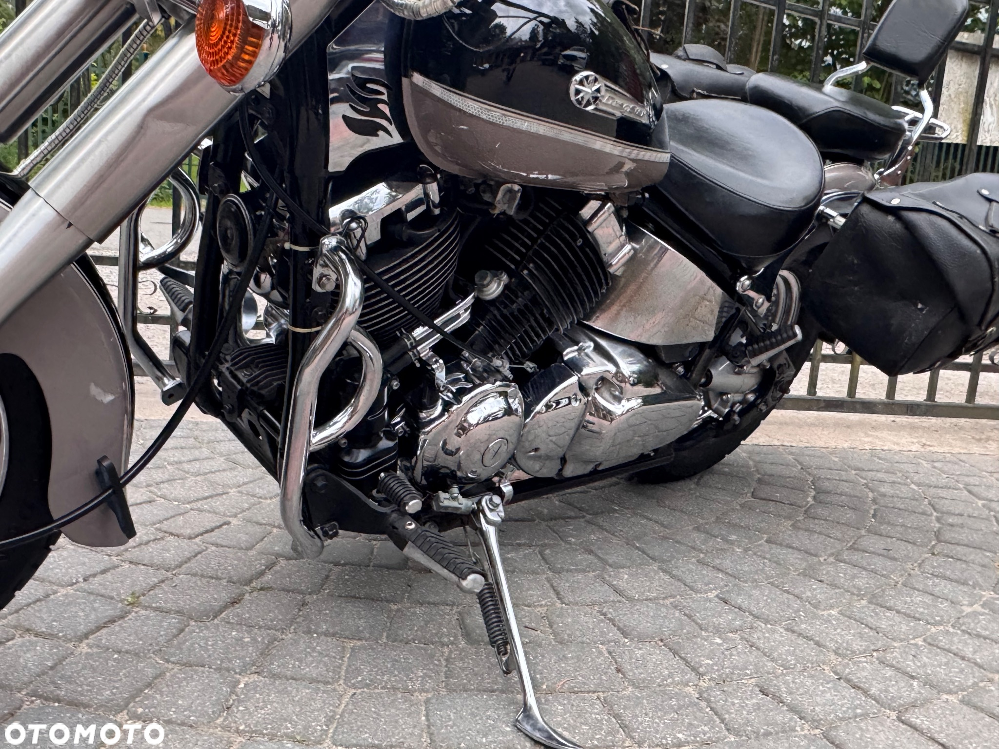 Yamaha XVS - 17