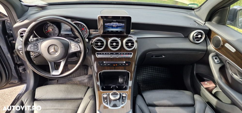 Mercedes-Benz GLC - 9
