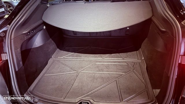 Tesla Model Y RWD - 4