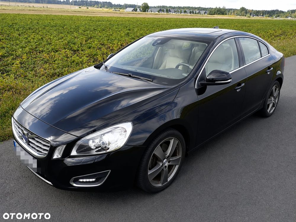 Volvo S60 D5 Summum - 3