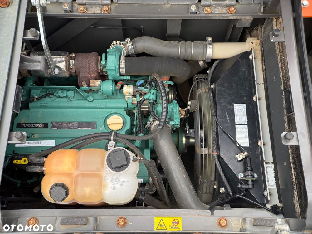 Volvo EC 140 EL - 23