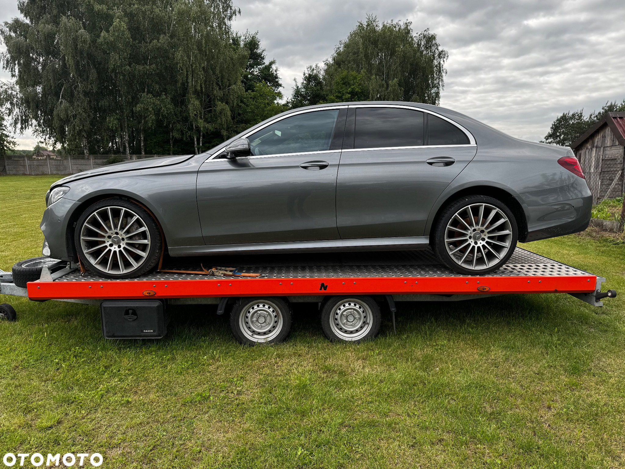 Mercedes-Benz Klasa E 350 d T 9G-TRONIC AMG Line - 3