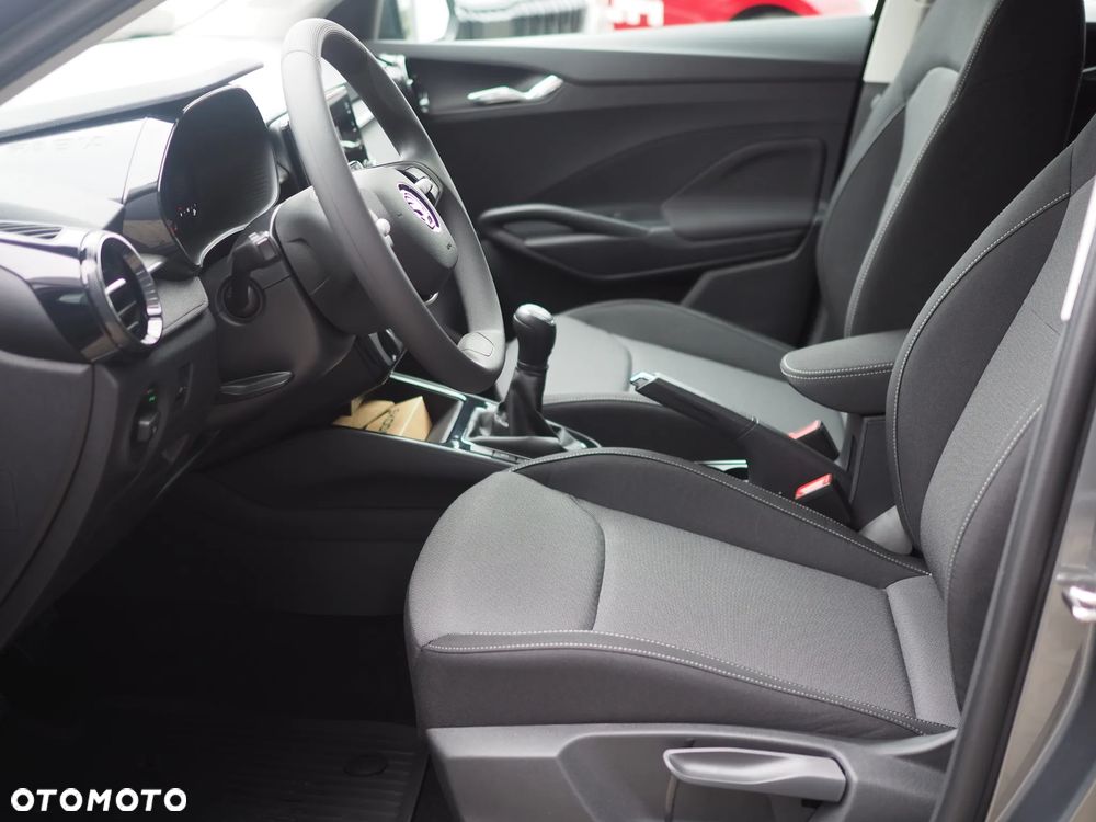 Skoda Fabia 1.0 TSI Drive DSG - 10