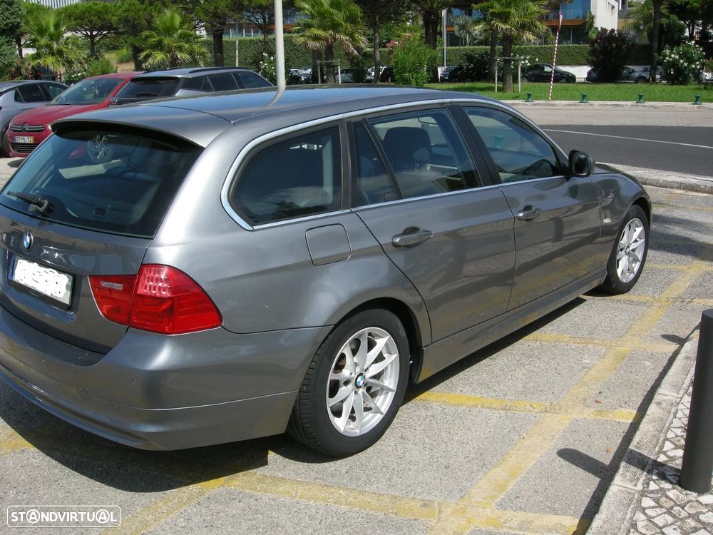 BMW 318 d - 4
