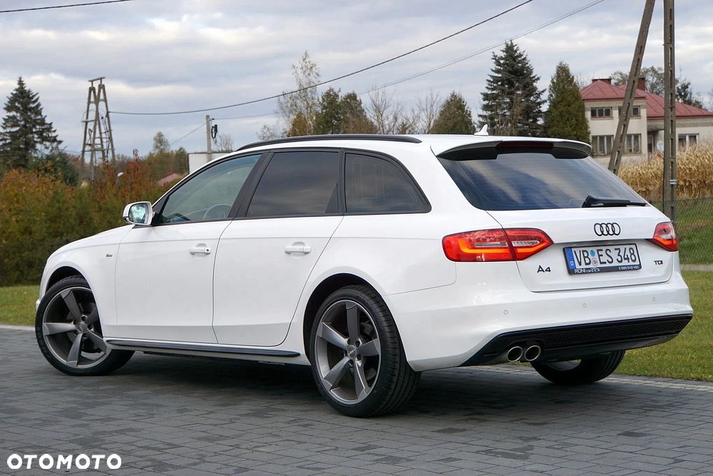 Audi A4 Avant - 15