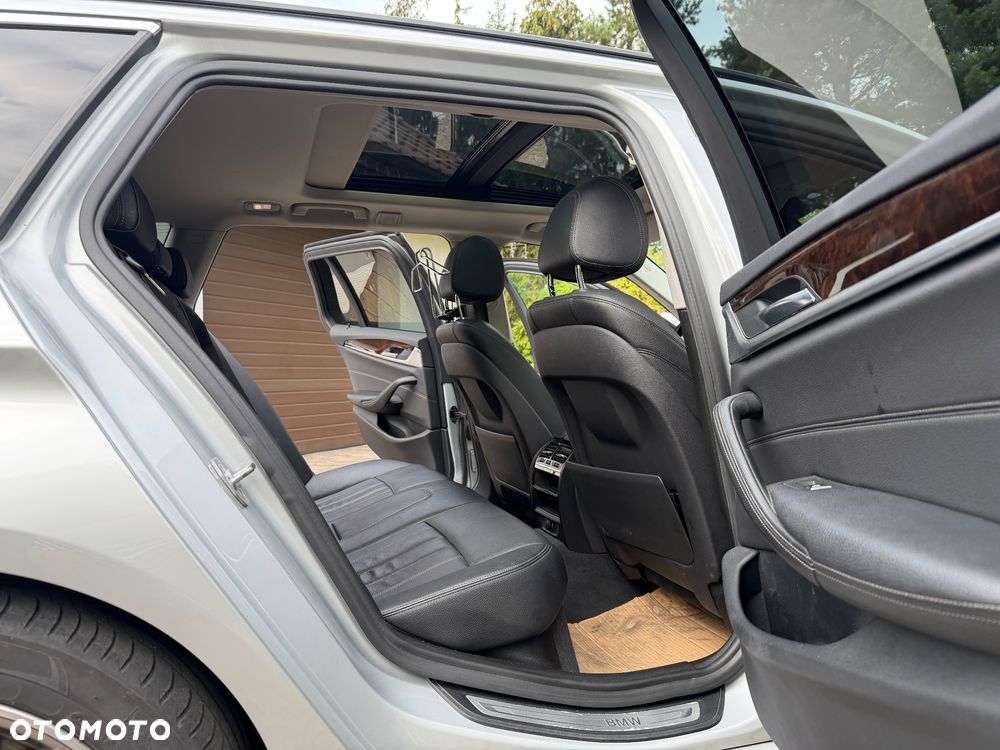 BMW Seria 5 - 30