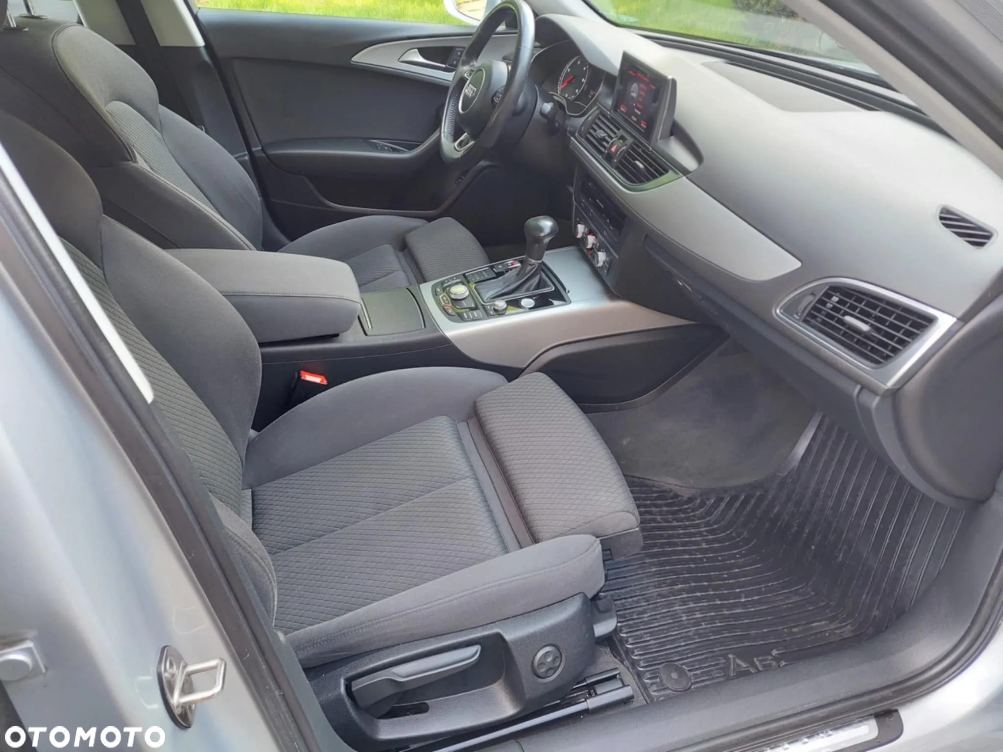 Audi A6 Avant 2.0 TDI Ultra S tronic - 10