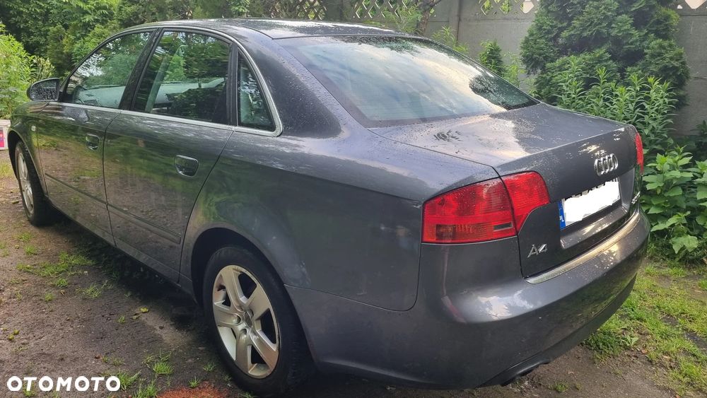 Audi A4 Limousine 2.0 TDI - 6
